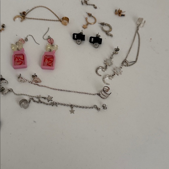 Earring bundle - Picture 5 of 5